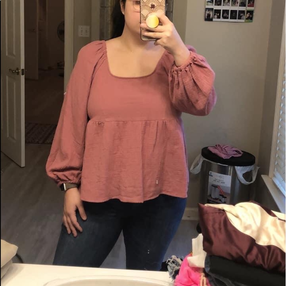 Poofy sleeve top.